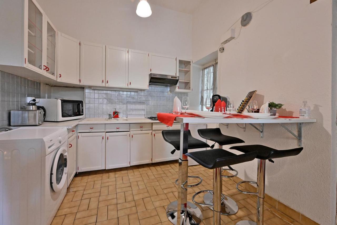 Appartement Au Calme En Plein Centre-Ville Nîmes Zewnętrze zdjęcie